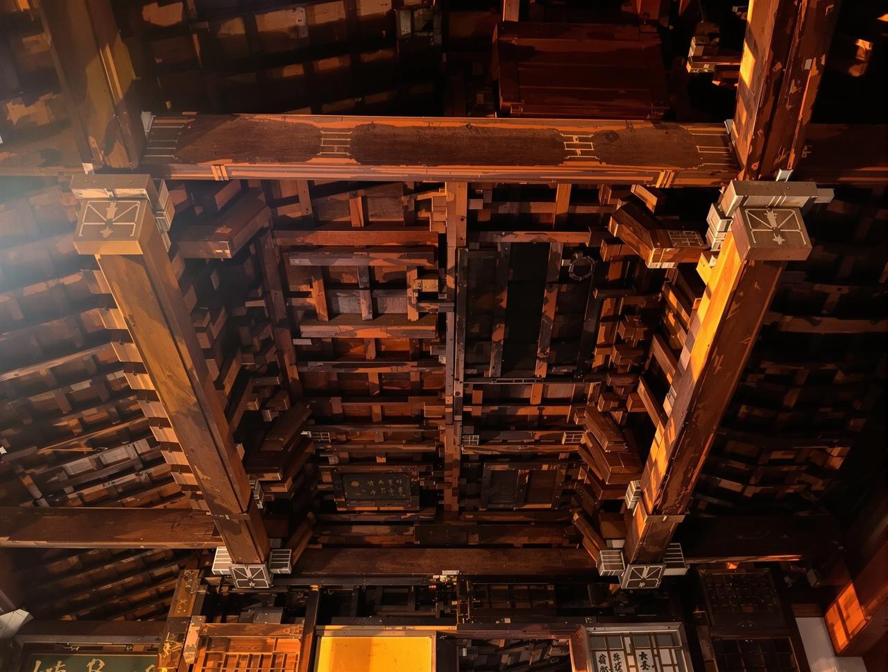 午夜理论视频-中国古建筑之美：榫卯结构视频封面
